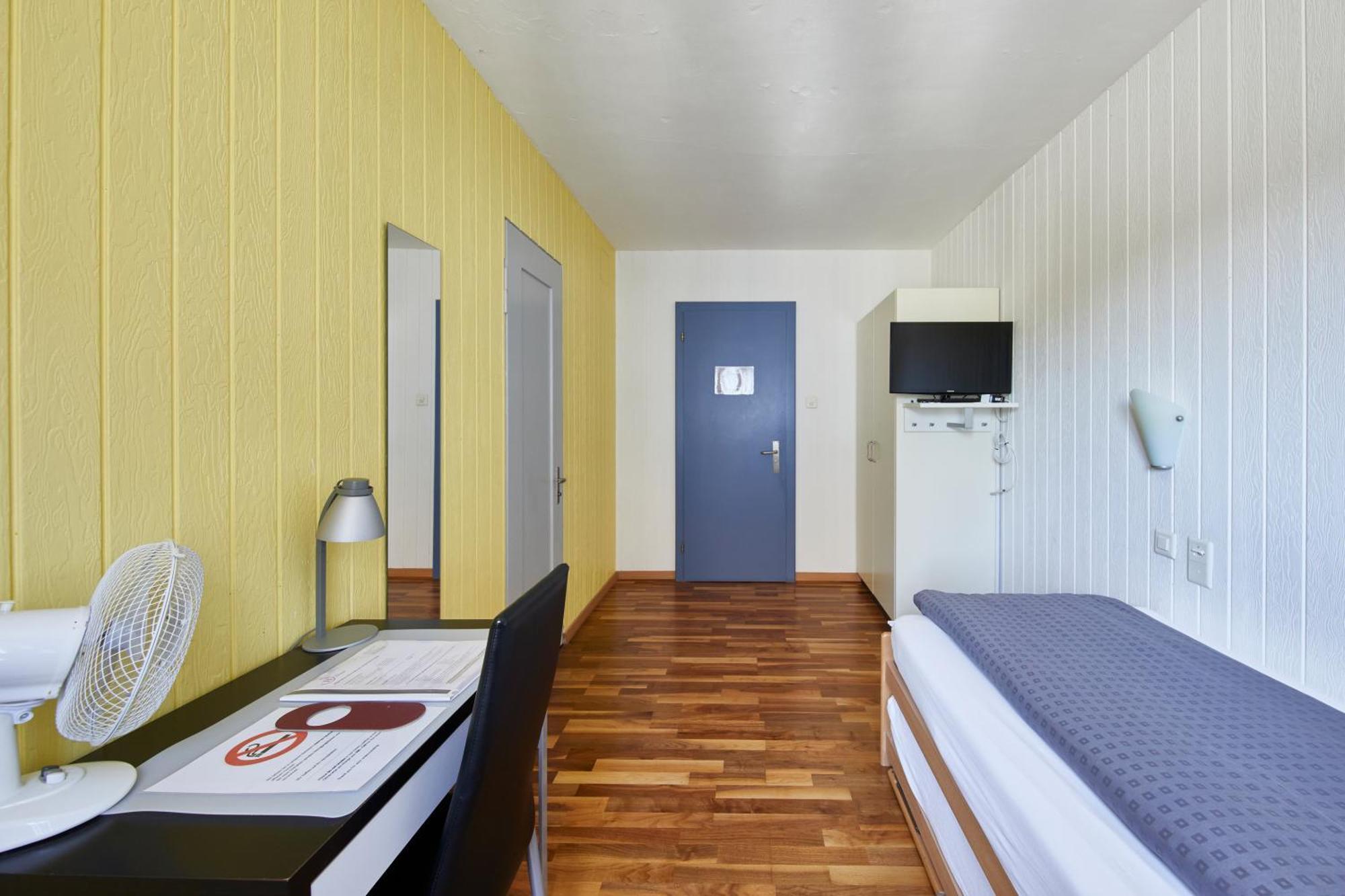 Hotel Rotes Haus Бругг Екстер'єр фото