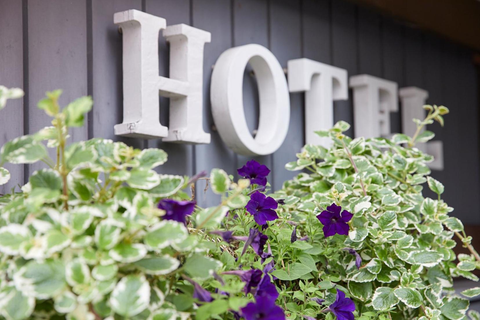 Hotel Rotes Haus Бругг Екстер'єр фото